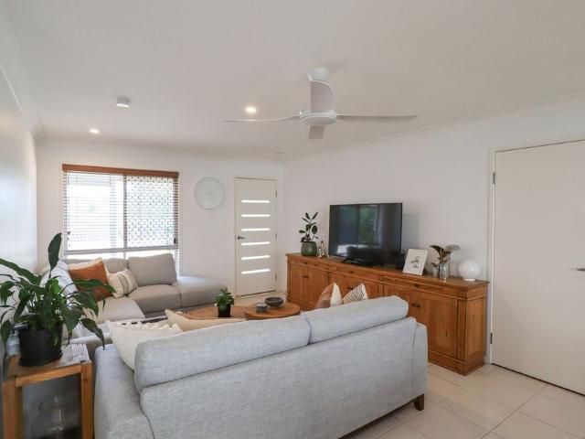 MODERN FREE STANDING DUPLEX