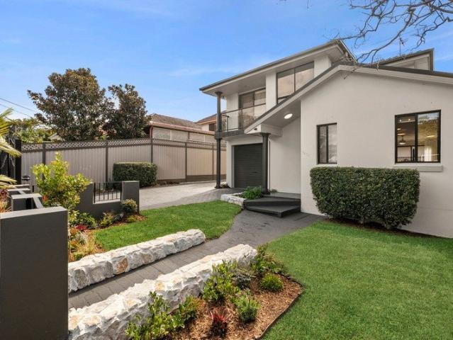 Modern Freestanding Home in a Convenient Position