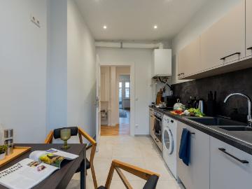 Framstraße, Reuterplatz