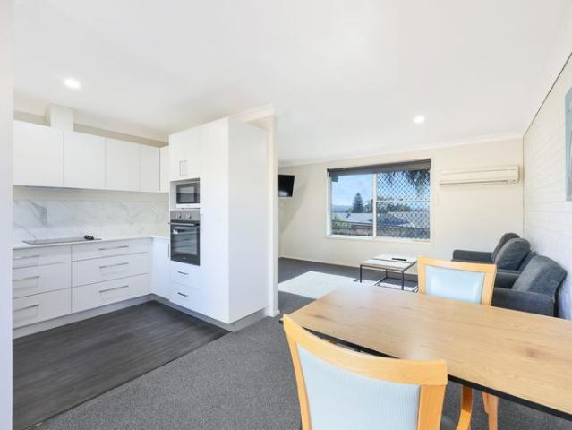Modern Fully Furnished One and Two Bedroom Unit – All Inclusive Living