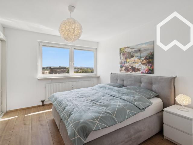 First Occupancy above the Rooftops of Saarlouis – Stylish Living with Panoramic Views Welcome to your new home in the heart of Saarlouis!