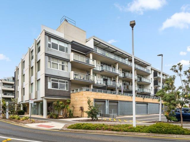 Modern Fully Furnished Apartment With Resort Style Facilities