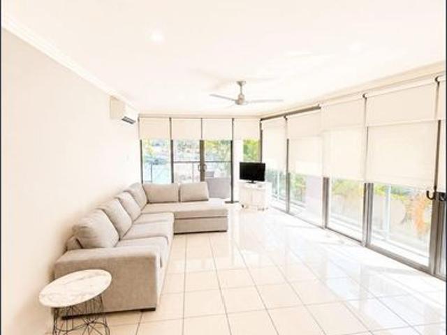 Modern Fully Furnished Apartment with River Views