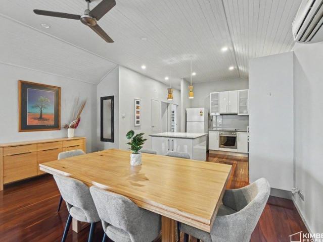 Modern Fully Furnished Apartment in the Heart of Chinatown