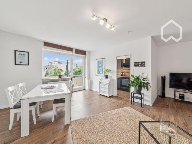 MODERN, FULLY FURNISHED APARTMENT IN COLOGNE EHRENFELD, Koln Amsterdam Apartments for Rent