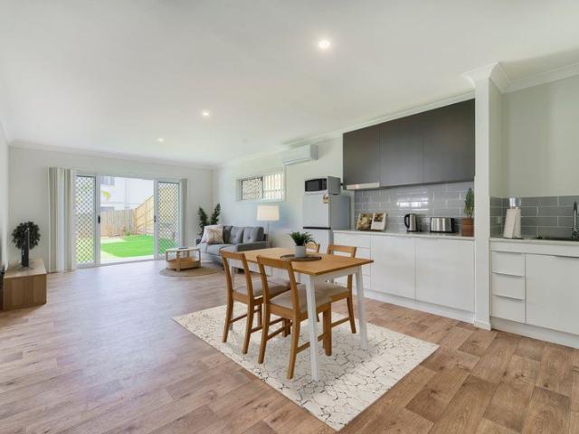MODERN, FULLY FURNISHED, DESIGNER APARTMENTS IN WYNNUM