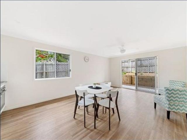MODERN, FULLY FURNISHED, GROUND FLOOR STUDIO APARTMENT