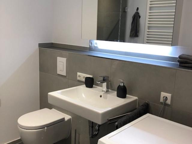 Modern, fully furnished luxurious apartment with terraces, Berlin Amsterdam Apartments for Rent