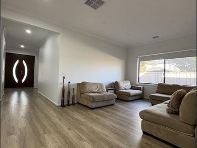 Modern, Fully Furnished Living in Elloura