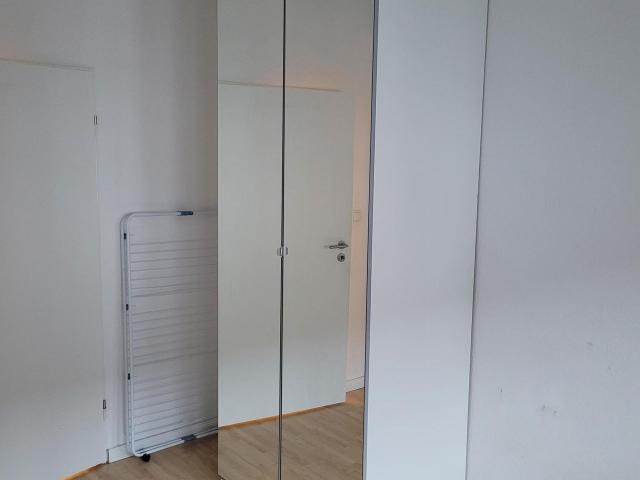 Modern, fully furnished rental apartment, NEAR Bremen Airport, in Neustadt, Bremen Amsterdam Apartments for Rent