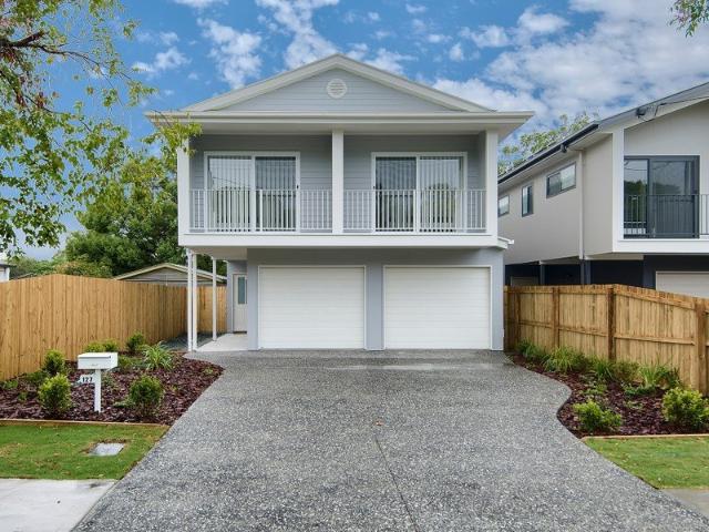 MODERN, FULLY FURNISHED, STUDIO APARTMENT
