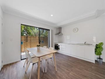 MODERN, FULLY FURNISHED, STUDIO APARTMENT