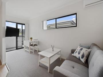 MODERN FULLY FURNISHED STUDIO APARTMENT