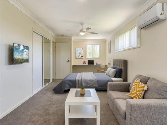 MODERN, FULLY FURNISHED, STUDIO APARTMENT