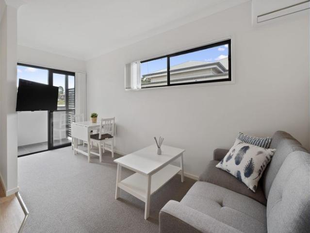 MODERN FULLY FURNISHED STUDIO APARTMENT