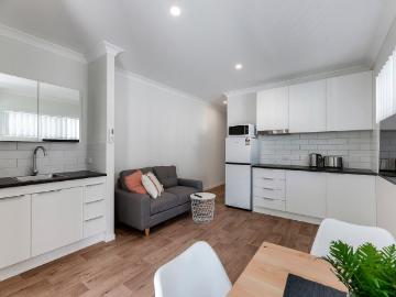 MODERN, FULLY FURNISHED, STUDIO APARTMENT
