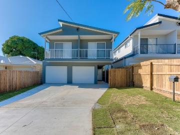 MODERN, FULLY FURNISHED STUDIO APARTMENT WITH BILLS INCLUDED