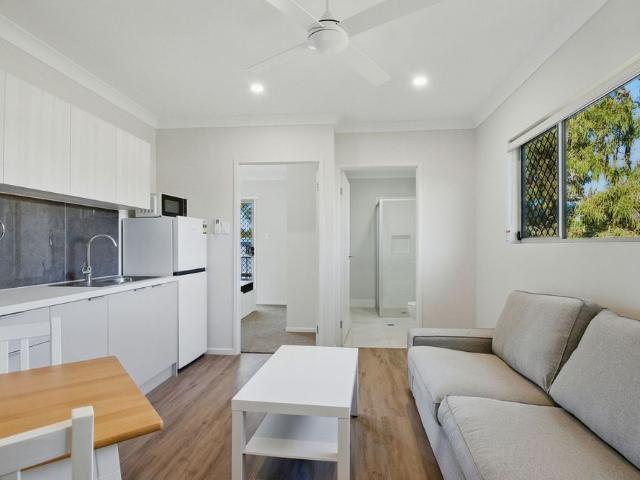 Modern Fully Furnished Studio Apartments – All Bills Included