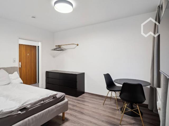 Modern & Fully Furnished Studio in Frankfurt Griesheim – Smart Entry, All Inclusive, Pet Friendly, Frankfurt Amsterdam Apartments for Rent