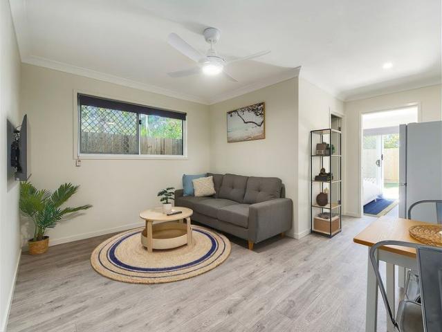 MODERN FULLY FURNISHED STUDIOS – BILLS INCLUDED