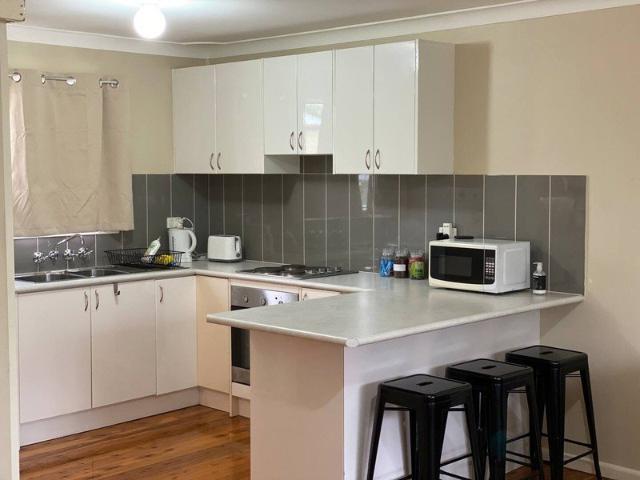 Modern fully furnished 2 bedroom unit