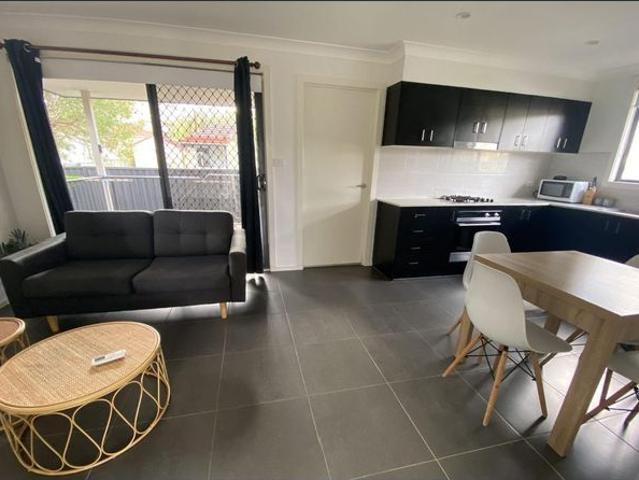 Modern Fully Furnished 2 Bedroom Home in the Heart of The Entrance
