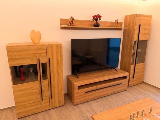 Modern, fully furnished 2 room apartment – ​​63m² – first occupancy after renovation, Braunschweig Amsterdam Apartments for Rent