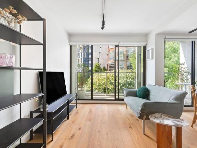Modern Furnished Apartment with Style and Sophistication