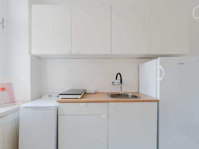 Modern furnished apartment in a period building in Berlin Kreuzberg, Berlin Amsterdam Apartments for Rent