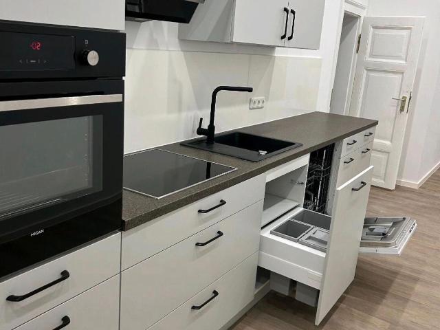 Modern furnished apartment in a prime location also suitable as a shared apartment, Hannover Amsterdam Apartments for Rent