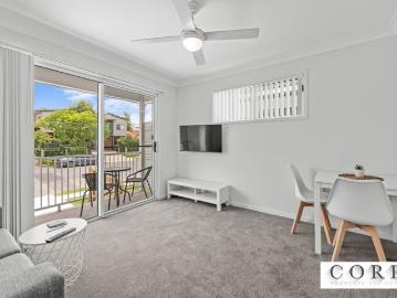 MODERN FURNISHED APARTMENT IN EXCELLENT LOCATION