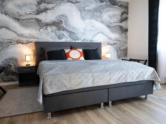 Modern, furnished flat in Weststadt, Karlsruhe Amsterdam Apartments for Rent