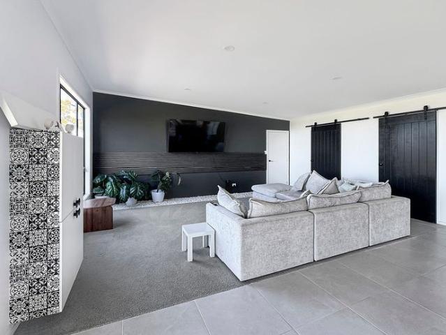 Modern Furnished Home With Sea Views