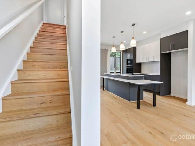 Modern Furnished Room in Prime Charlestown Location Utilities Included