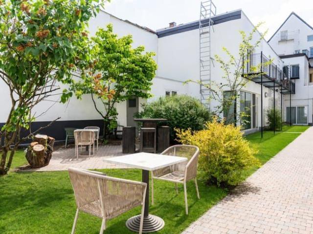 Modern furnished student studios in heart of Antwerp