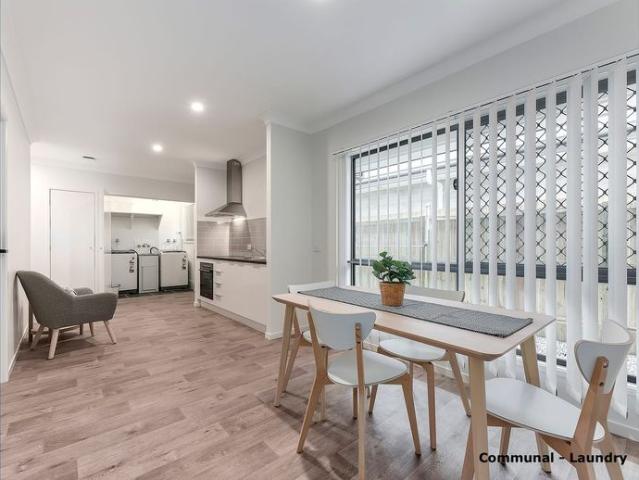 MODERN FURNISHED STUDIO WITH BILLS INCLUDED!
