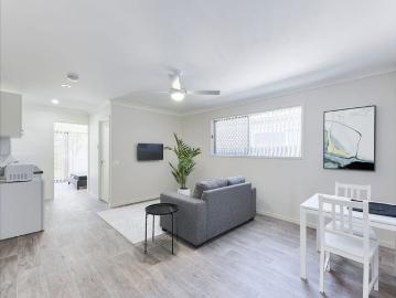 MODERN FURNISHED STUDIO IN LOWSET BUILDING