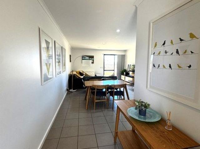Modern Furnished Unit