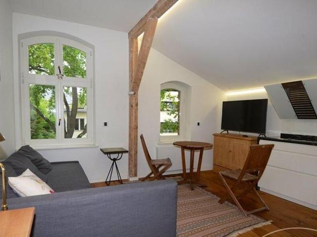 Modern Furnished 1.5 Room Apartment in the Heart of Berlin Steglitz