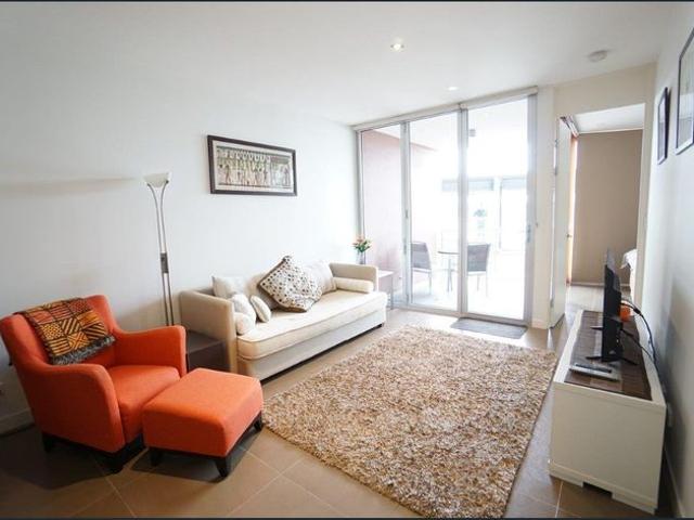 Modern Furnished 1 Bedroom Apartment with Convenience