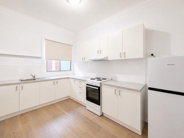 Modern Furnished 2 Bedroom Apartment in the Heart of Moree