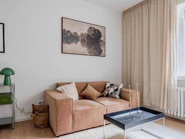 Modern Furnished 2 Room Apartment Near Zoo, Berlin Amsterdam Apartments for Rent