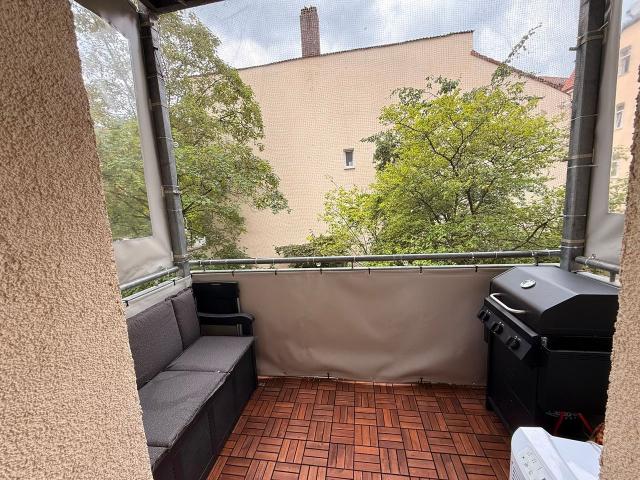 Modern Furnished 3 Room Apartment with Balcony – Prime Location with Direct Subway Access in Nuremberg, Nurnberg Amsterdam Apartments for Rent