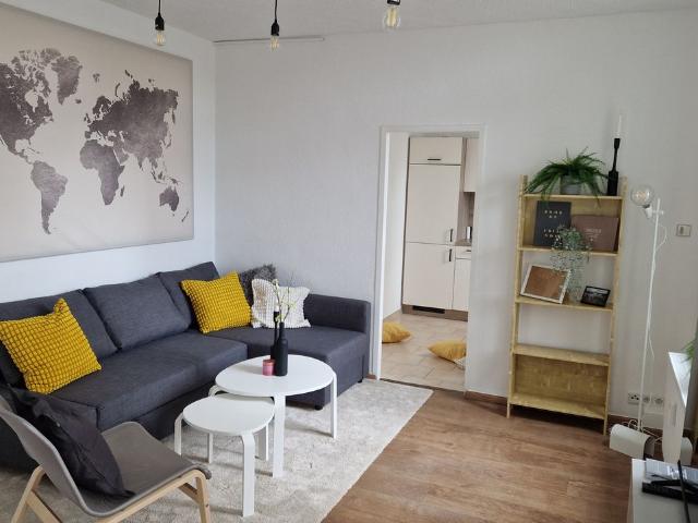 Modern Furnished 44 m2 Apartment Newly Renovated 5min to main train station Ideal for Short Term Rental in Flingern, Düsseldorf, Dusseldorf Amsterdam Apartments for Rent