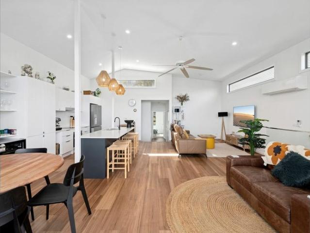 Modern Furnished 4 Bedroom House Available For Rent