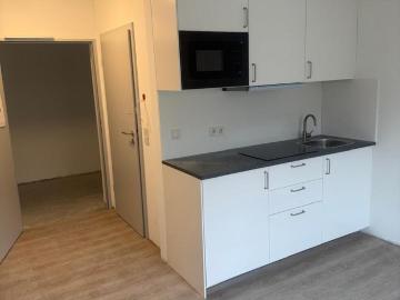 Modern kernsaniertes Apartment mit Einbauküche in Köln Longerich zur Miete