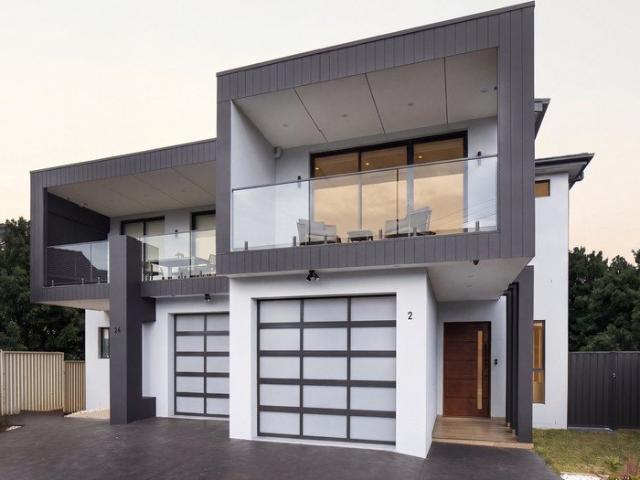 Modern House and Granny Flat: Prime Investment Opportunity