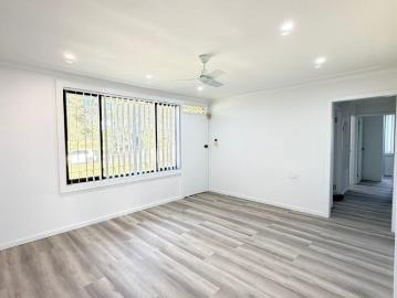 MODERN HOUSE + GRANNY FLAT !