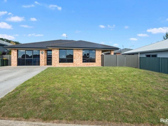 Modern house in a great location