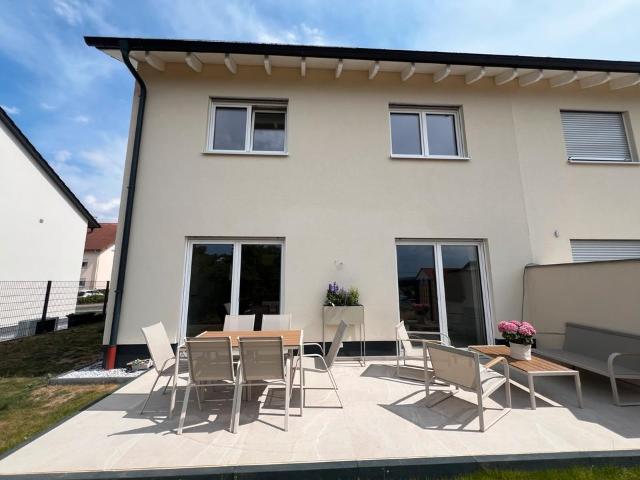 Modern, Hochwertig, Energieeffizient IHR neues Zuhause